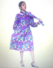Load image into Gallery viewer, African short dress with long sleeves
